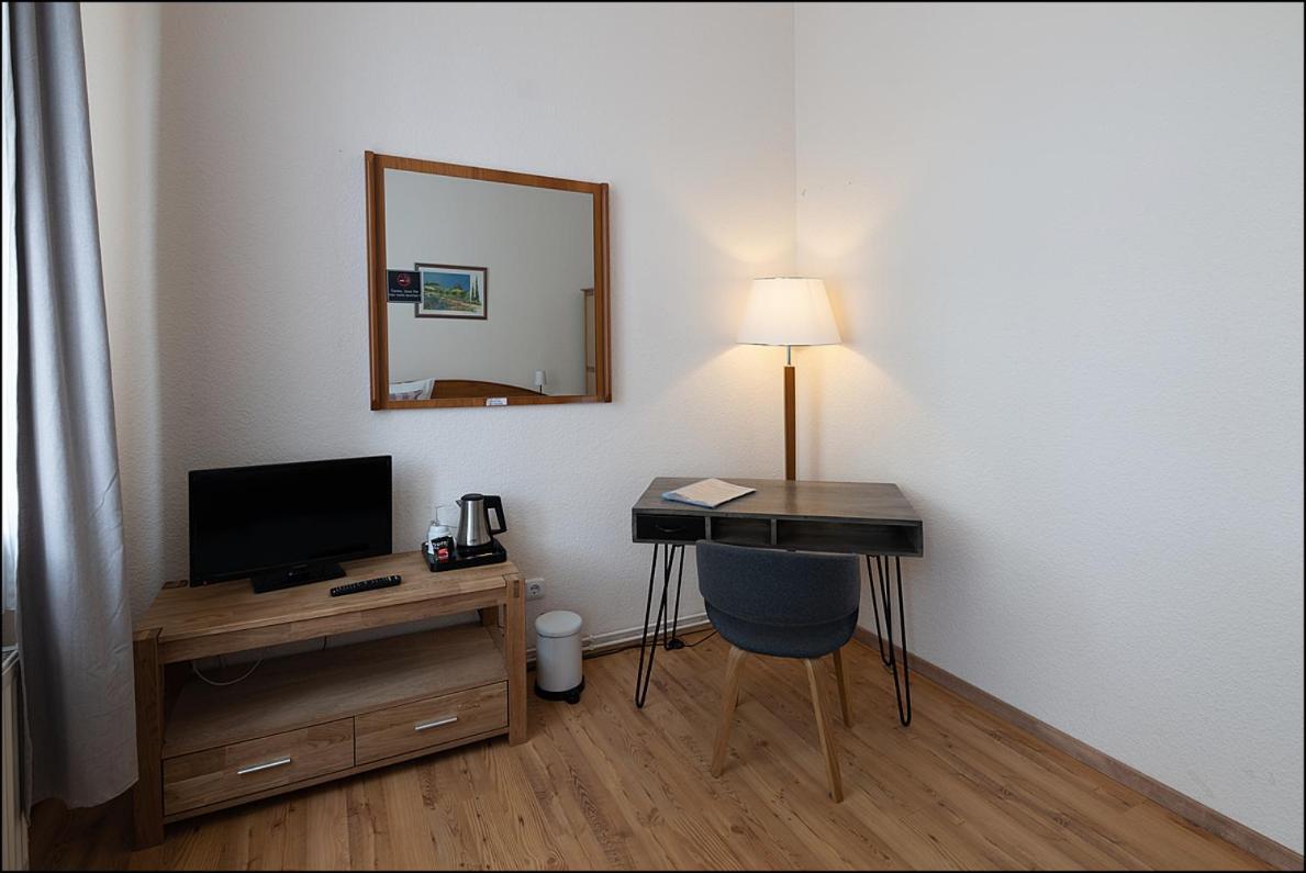 Markt Eins Gaestezimmer Schoppenstedt Bagian luar foto